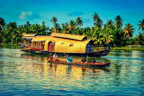 Alleppey Houseboat Tour